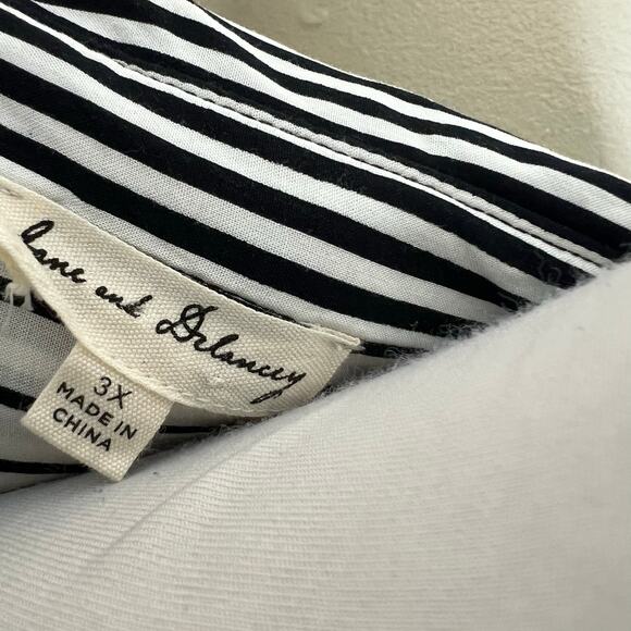 Jane and Delancey Top 3X Plus Black White Striped V-Neck Collared Casual Work - Picture 9 of 9